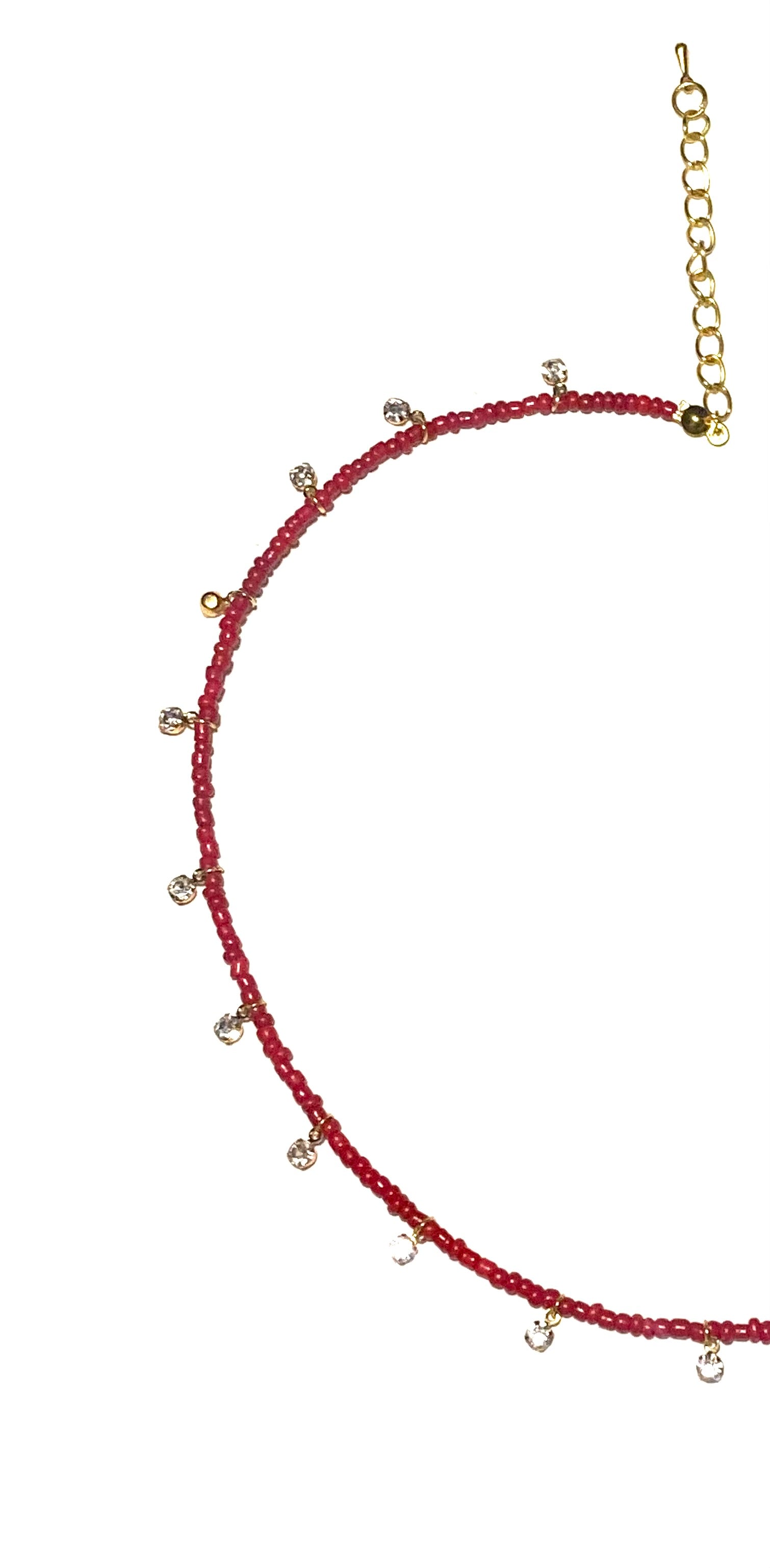 ألِفا، سلسال يومي أحمر أنثوي ساحر