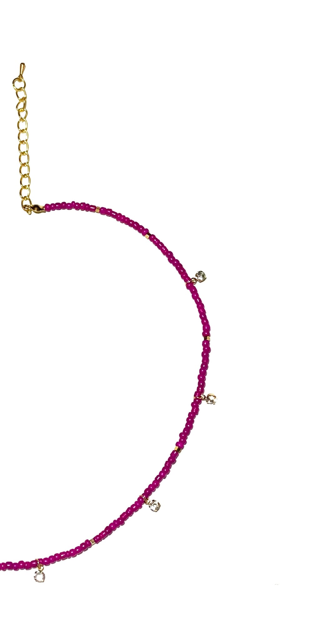 فوشيا، سلسال يومي فوشي، بتصميم أنثوي جذاب