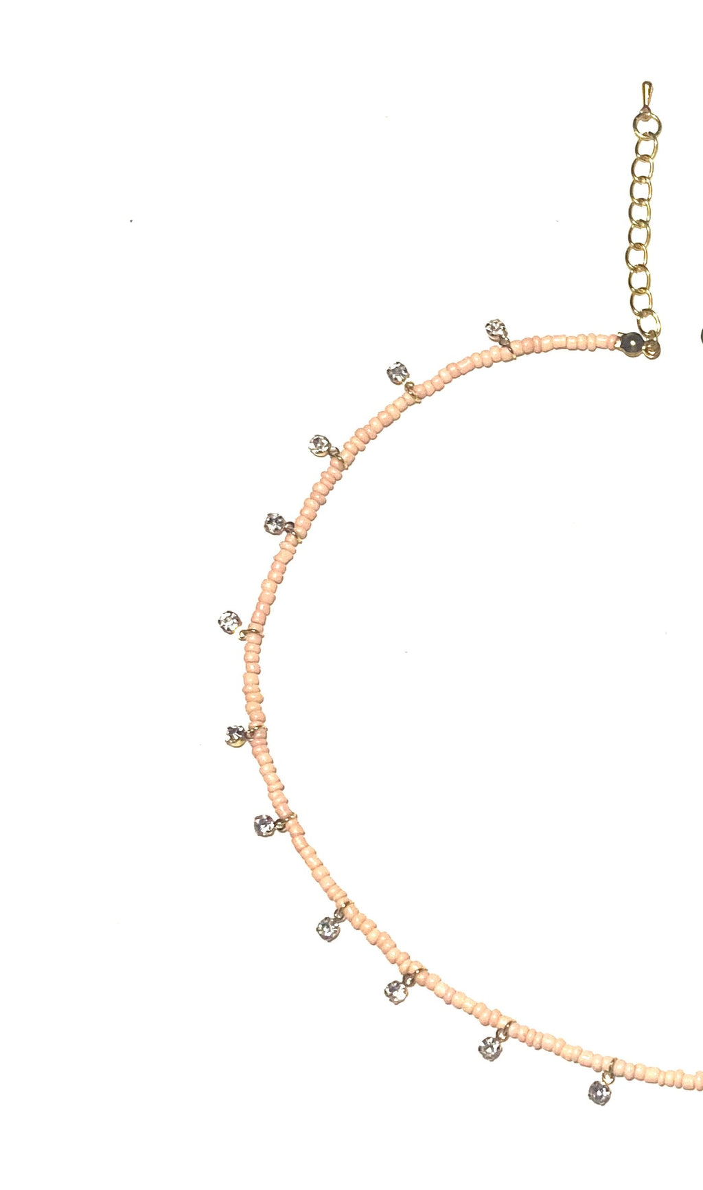 بيلا، سلسال وردي، لمسة أنثوية ناعمة